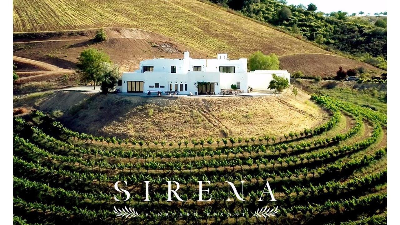 Sirena Vineyard Resort パソロブレス エクステリア 写真